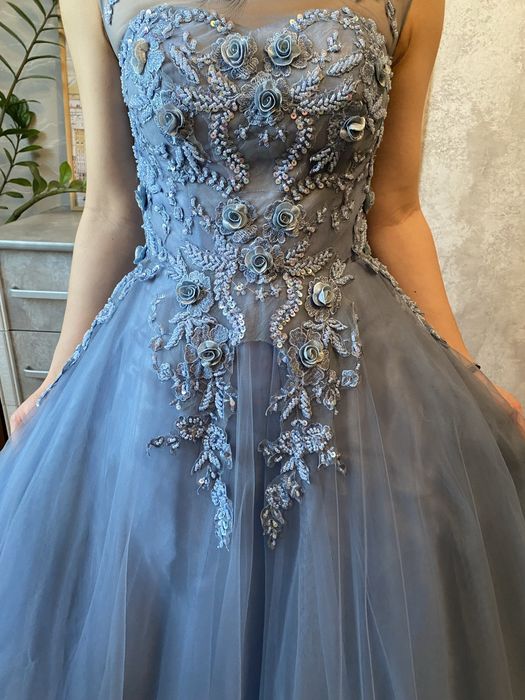 Платье  нарядное