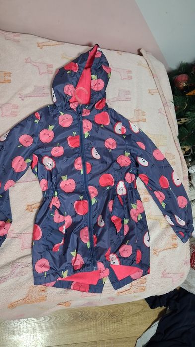 Пролетно тънко яке