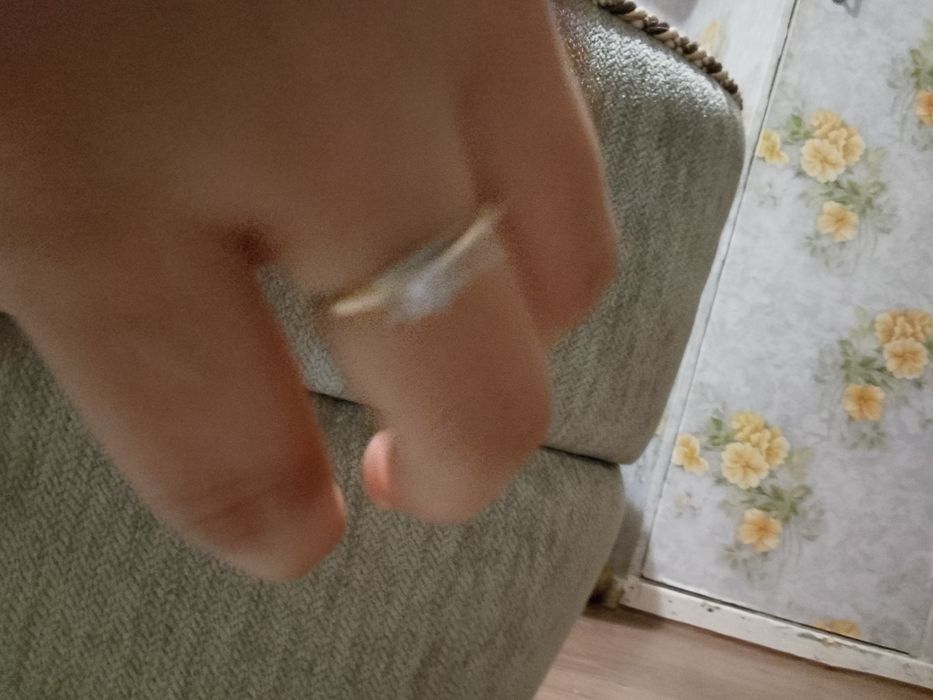 Продам.  Золотой калцо