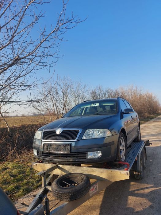 Dezmembrez / Dezmembrari Skoda Octavia II