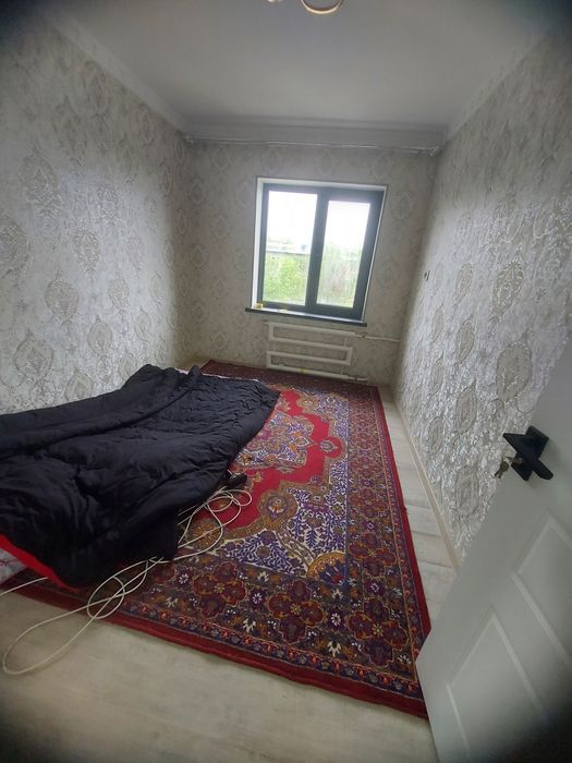 3 xonali kvartira sotiladi