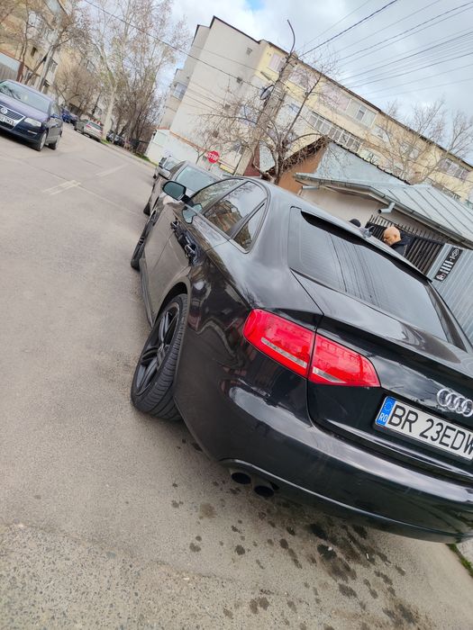 Vând audi A4 b8 2011