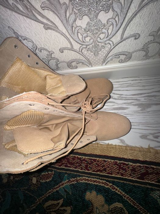 продам мужские военные сапоги, абсолютно новые, не одевали 45 размера