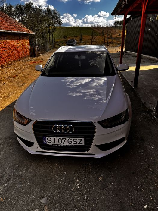 Vand audi A4 2014