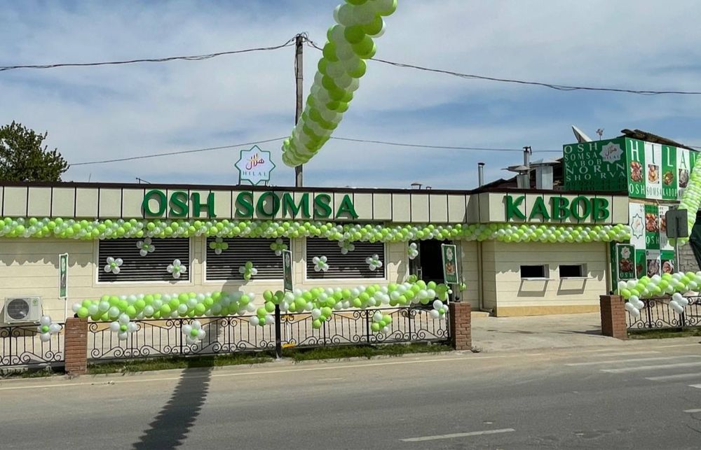 Tayyor ishlab turgan kafe