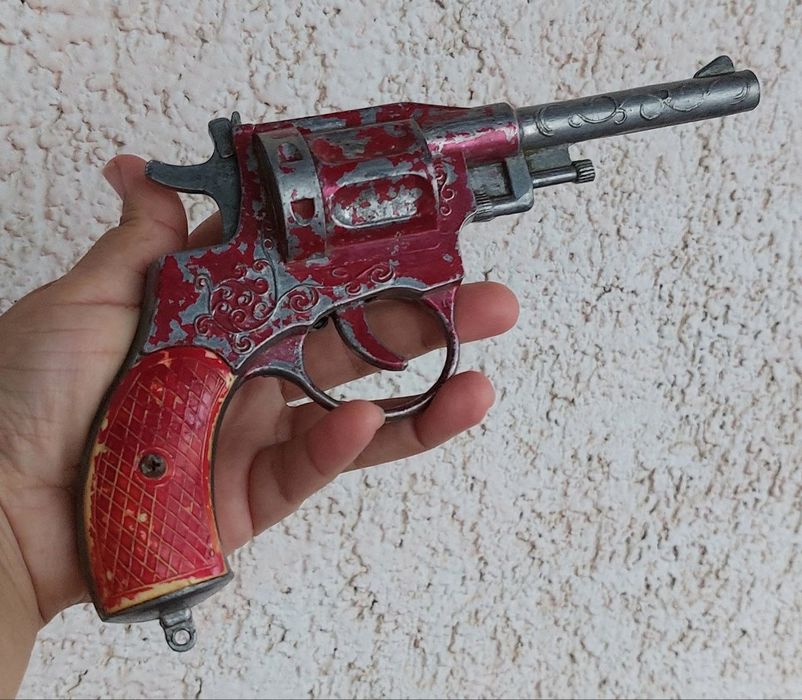 Игрушечный пистолет СССР