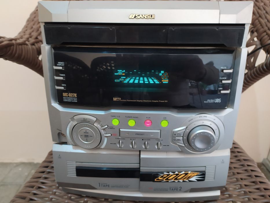 Продаётся музыкальный центр