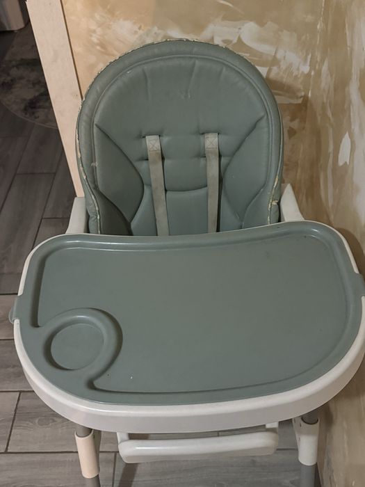 Продам детский стульчик для кормления б/у