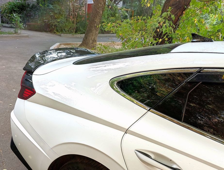 Hyundai Sonata DB9 спойлер