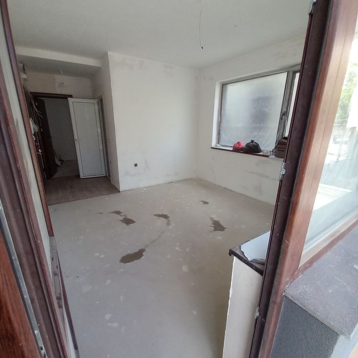 Дава се под наем Офис в Варна, Левски - 32 кв.м за 382.5 € - Снимка #4