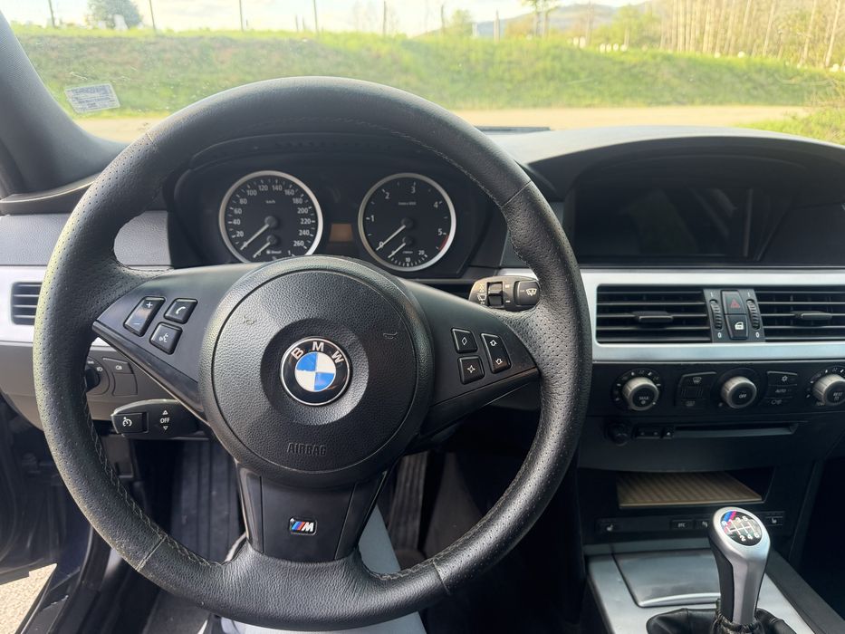 BMW E61 535d РЪЧКА,САМО НА ЗАДНО!!!