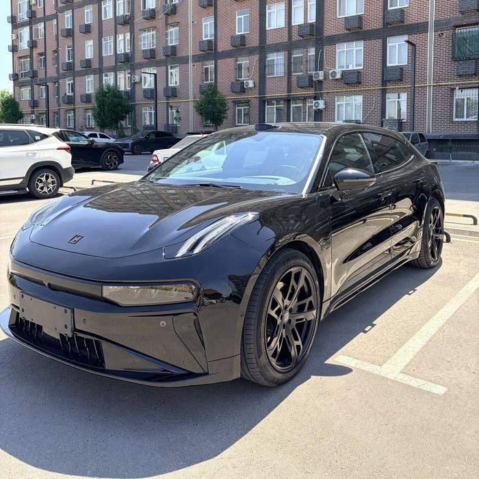 ZEEKR 001 WE Dual motor 2025 model restyling