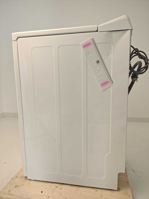 NOU !!! INDESIT Mașină de spălat rufe cu incărcare verticală 6 KG B189