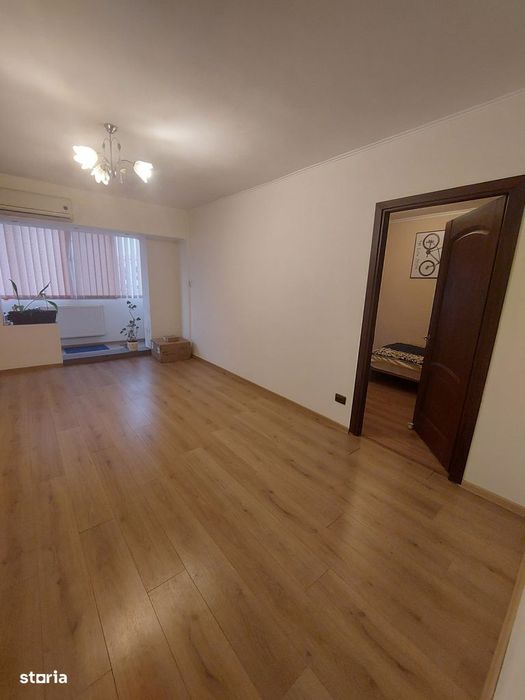 Calea Aradului- 3 camere+living,etaj 2 ,mobilat, 2 băi