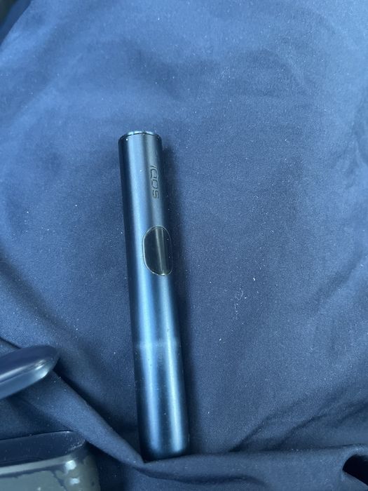 Iqos albastru inchis