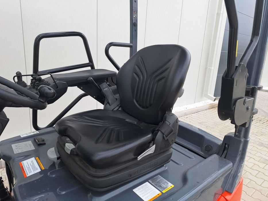 Електрокар Toyota 8FBE16T Дуплекс мачта със свободен ход - 3 300 мм