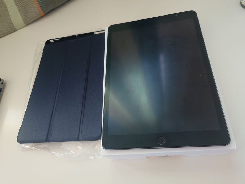 IPad 8 32gb in stare foarte buna