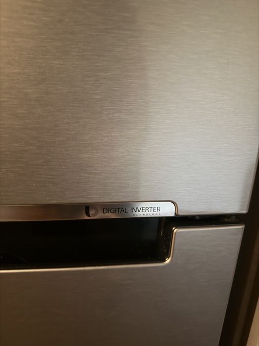 Продам холодильник Samsung