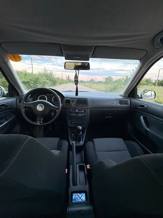 VOLKSWAGEN Golf 2003 — imagine 3
