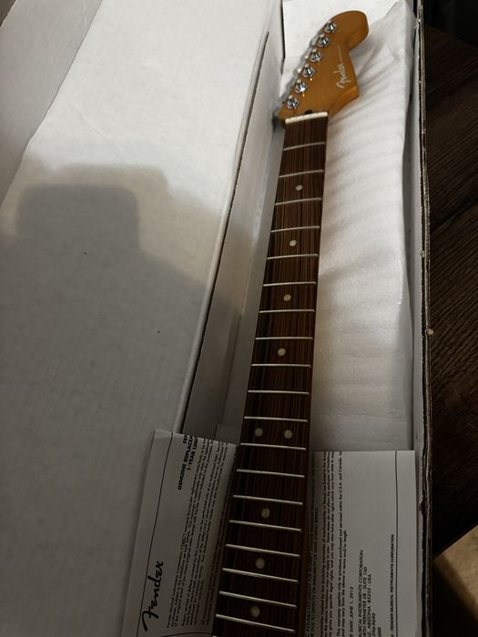 Gat de chitara Fender player plus Stratocaster 22