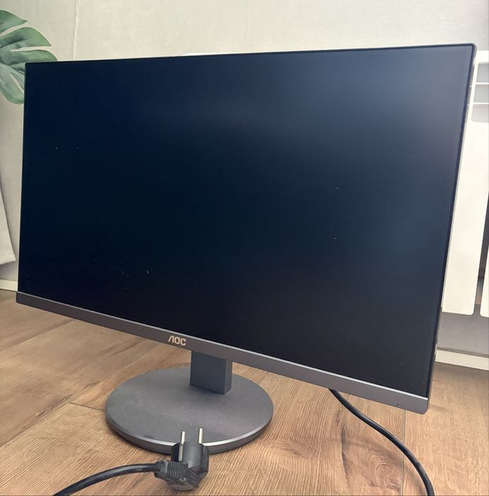 Монитор AOC 24 дюйма