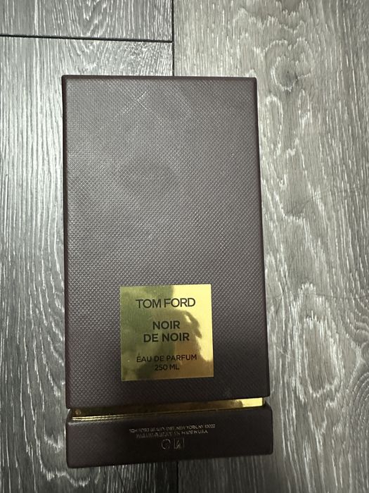 Parfum tom ford 250 ML