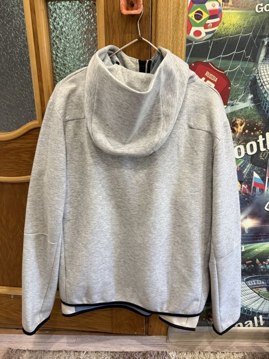 Продам кофты Nike Tech Fleece