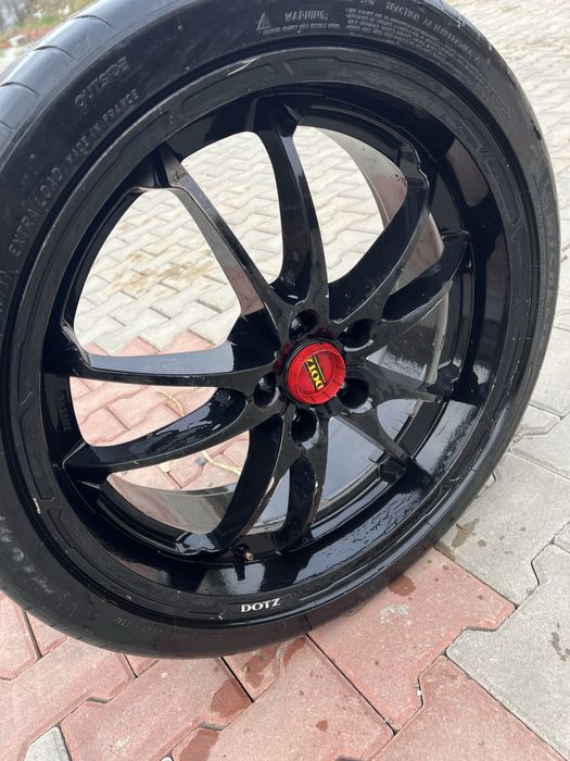 Vănd sau schimb roți pe 225\35/20