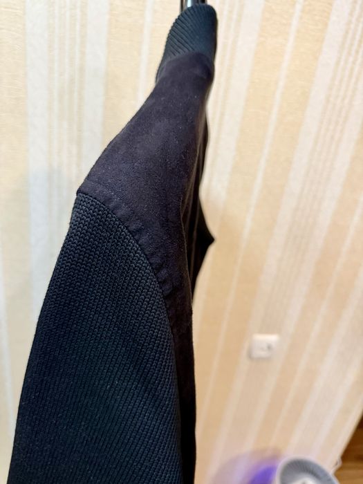 Срочно Продам Loro Piana куртку.