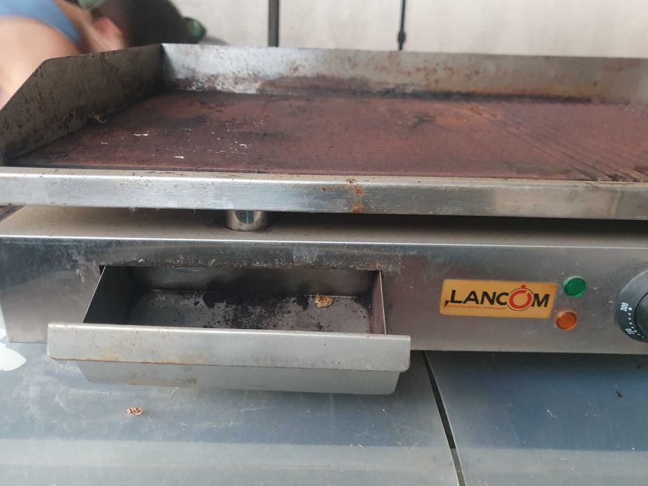 Plita electrica Lancom HEG 822  de banc