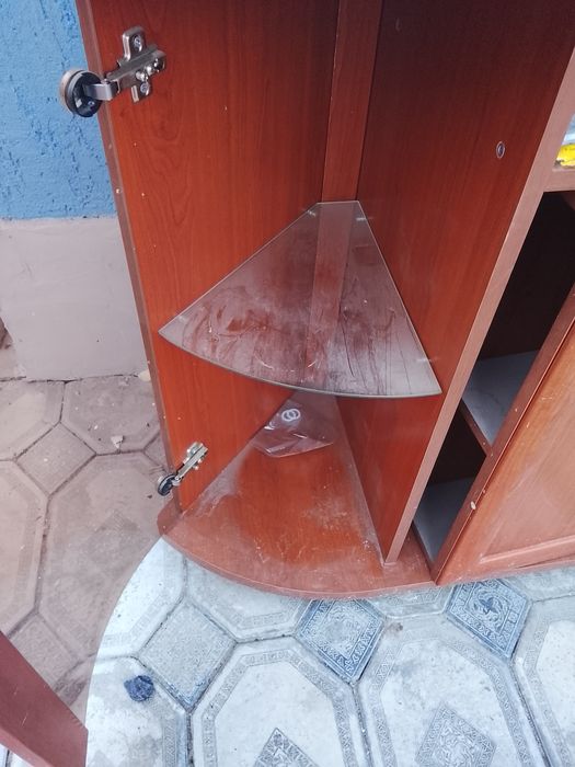 Подставка под телевизор