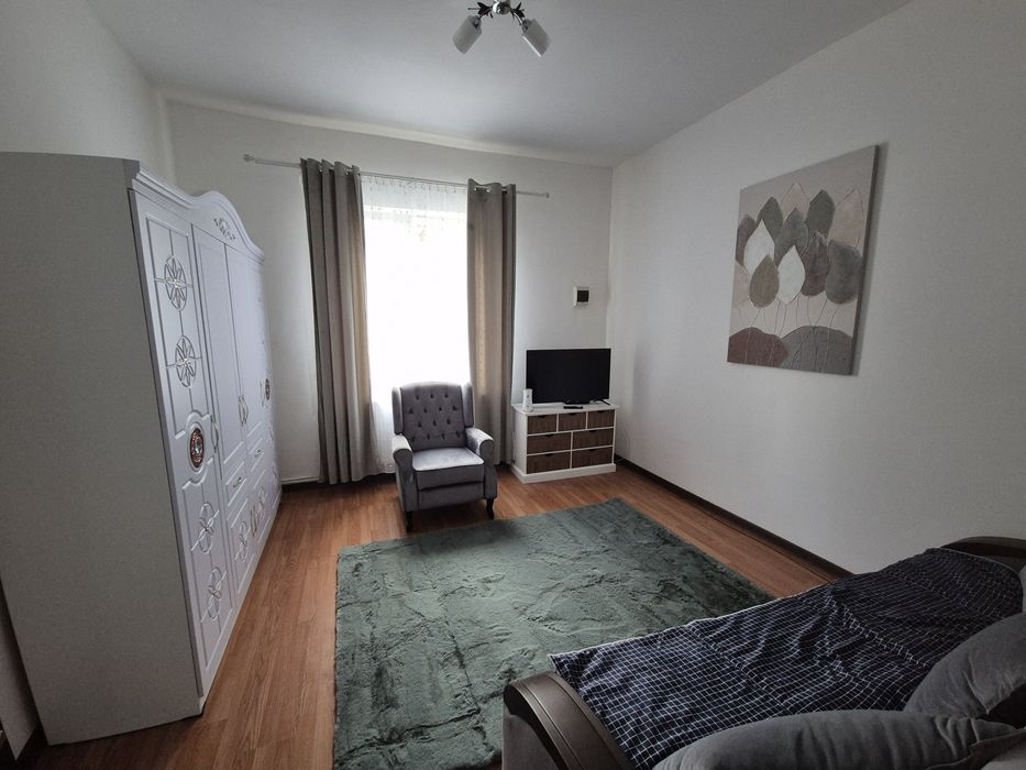 UNTOLD, închiriez apartament 1 camera, 42 mp, zona centrală