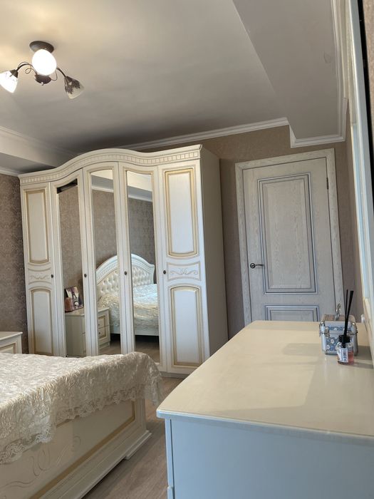 Срочно продается Спальный гарнитур