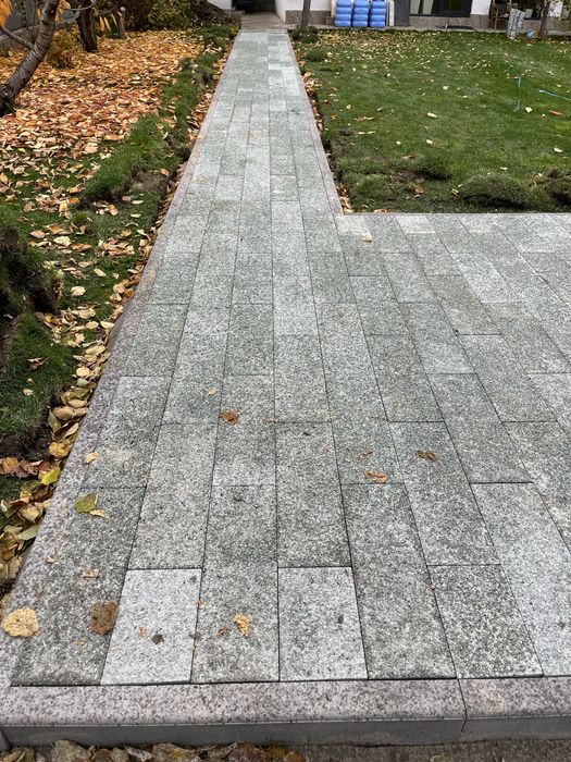 Укладка брусчатки (тратуарной плитки)