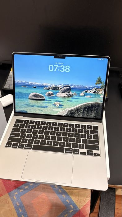 Ноутбук макбук эир macbook air м4 16/512