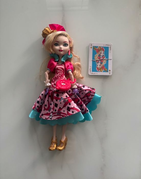 Кукли Ever After High + СТОЙКИ ЗА КУКЛИ