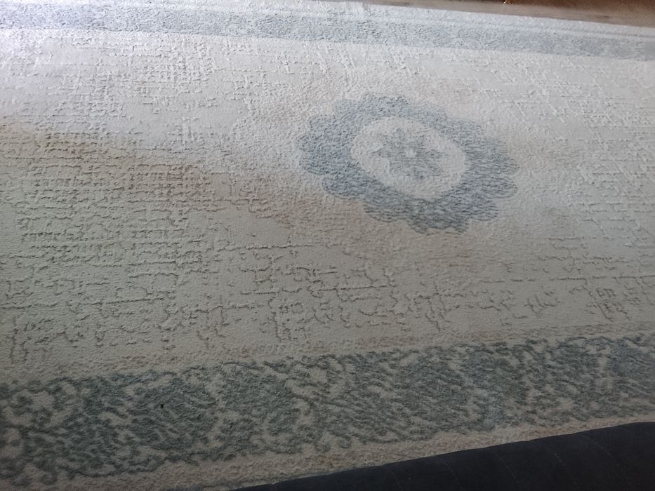 продам ковер 2*4размер в хорошем сост