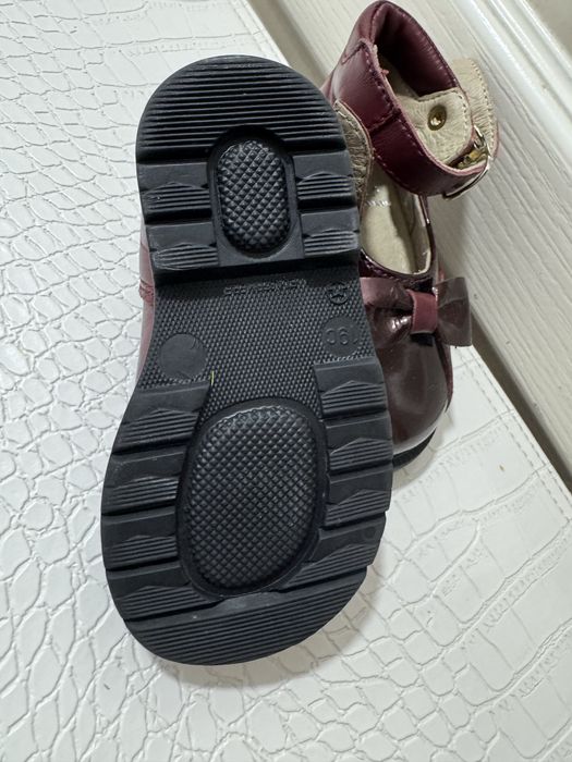 Pantofii copii .