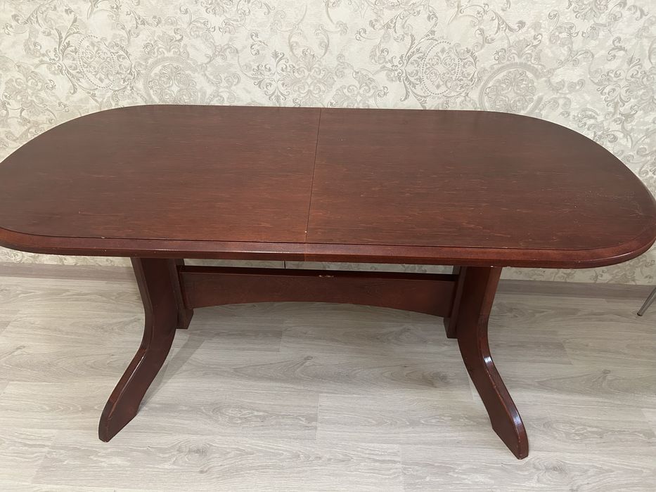 Продам стол