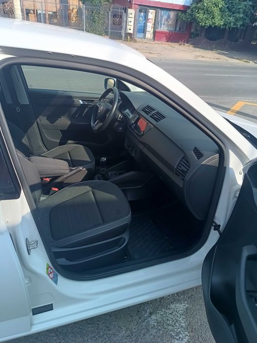 SKODA FABIA 2 (2010)