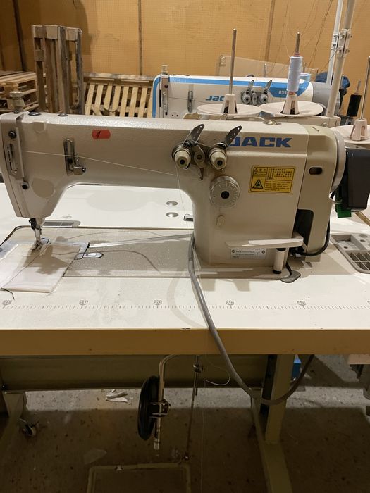 Прави верижни шевни машини