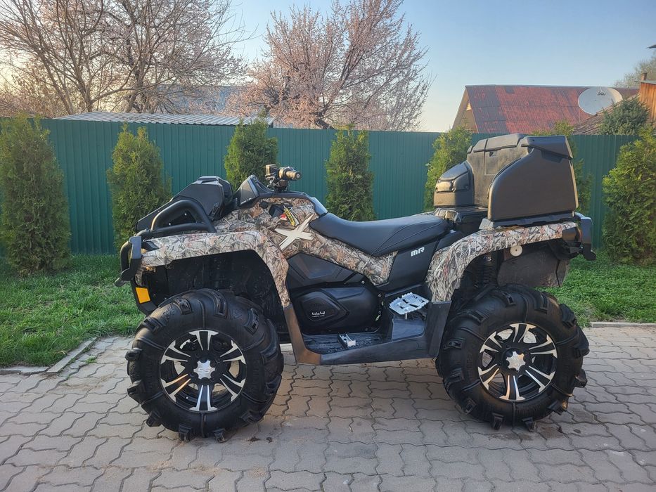 Квадроцикл BRP XMR Outlander