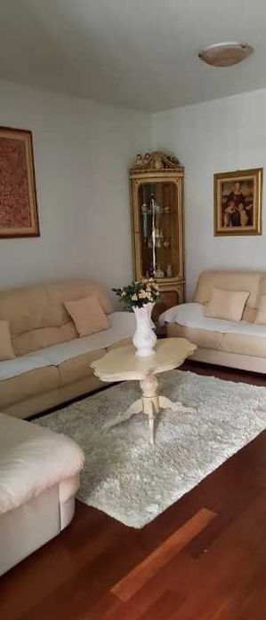 Дава се под наем Двустаен апартамент в Пловдив, Младежки Хълм - 65 кв.м за 234.6 € - Снимка #2