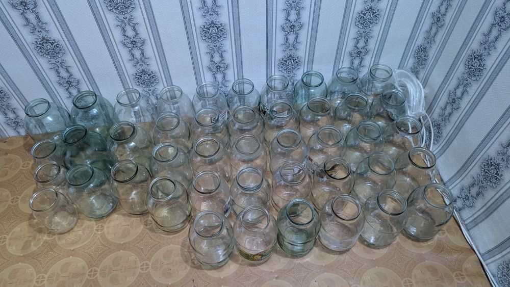 Продается 1,2,3л банки