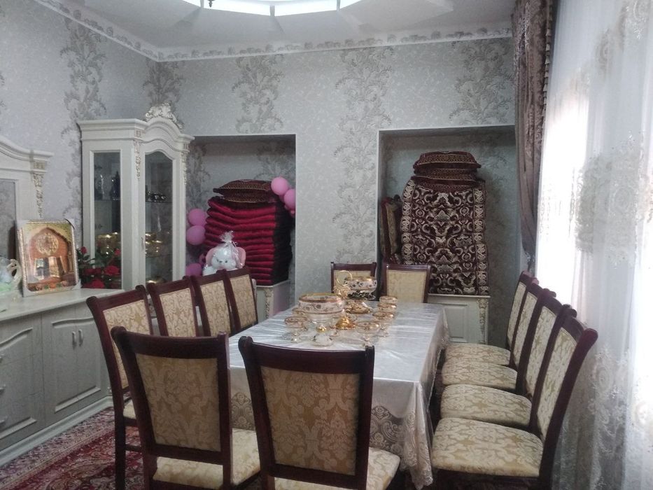 Mirobod tumani da hovli sotiladi