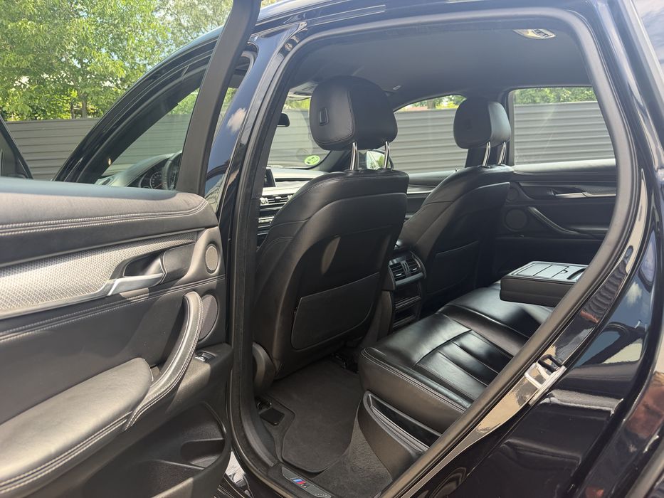 BMW X6 M-4.4i-575cp-M-Paket-Variante Auto!!