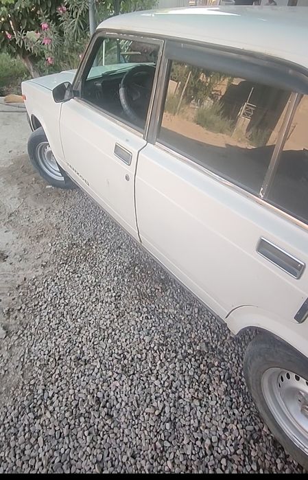 Vaz 2107 mowina yaxw xolatda iw yoʻq