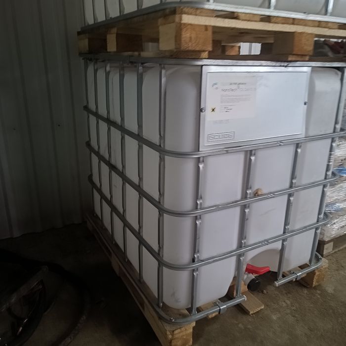 Продам кубовая бочка.