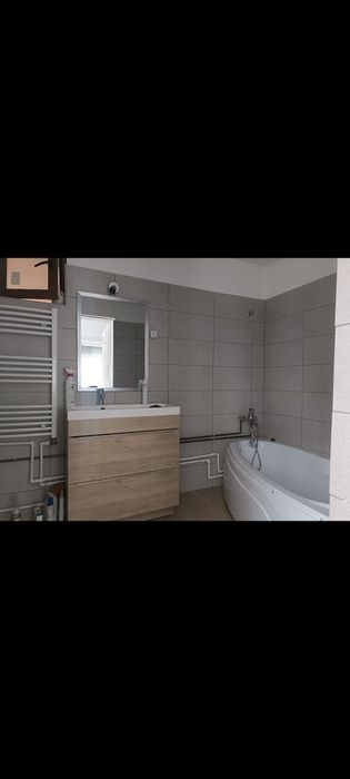 Inchiriez casă în Valea Moldovei!