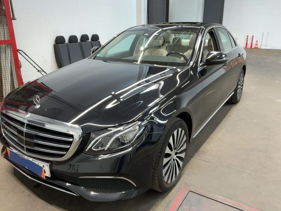 Mercedes-Benz E